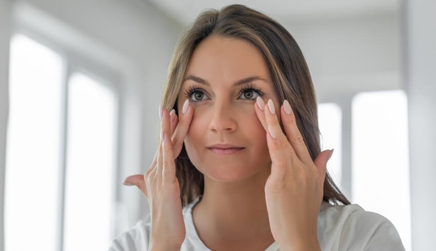 Choix de l'éditeur : j'ai essayé cette crème éclaircissante pour les yeux et voici comment elle s'est déroulée