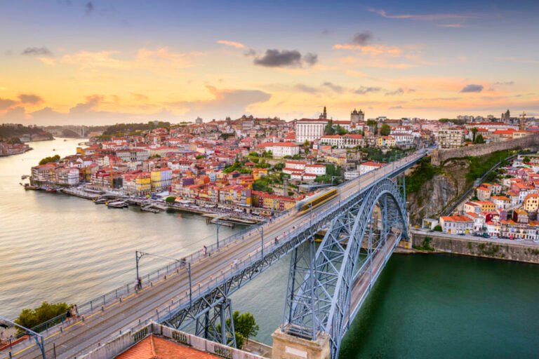 Une journée à Porto : ce qu’il ne faut pas manquer dans la ville la plus animée du Portugal