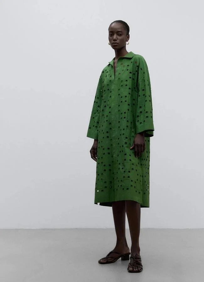 Robe large verte d'Adolfo Domínguez, 109 euros.