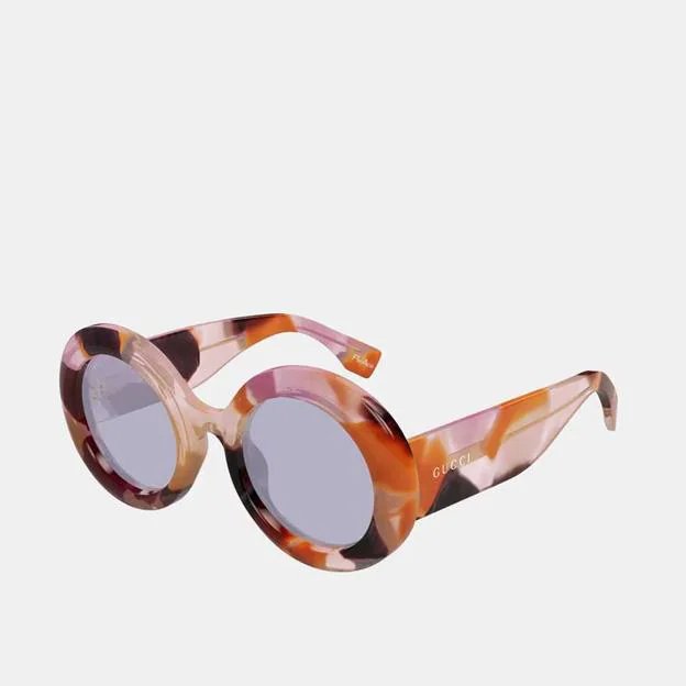 Lunettes de soleil femme avec logo (450 € chez El Corte Inglés)