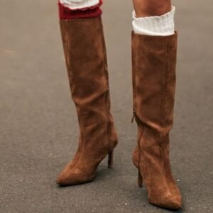 Les bottes marron les plus élégantes de la saison qui font sensation