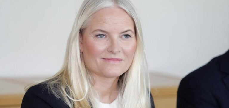 Ils publient une déclaration urgente sur la santé de Mette-Marit en Norvège: maximum de préoccupation