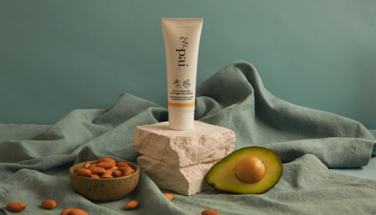 Tout savoir sur notre exfoliant Kukui & Jojoba Bead