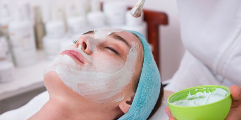 Un peeling, même léger, peut-il endommager durablement votre peau ?