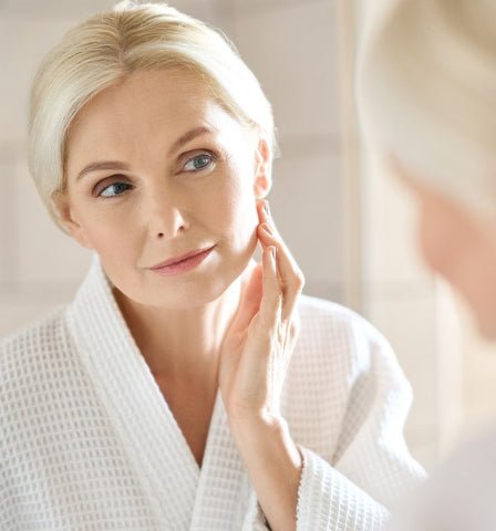 why does menopause cause skin thinning