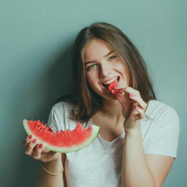 Pour perdre du poids, il ne suffit pas de suivre une alimentation saine et de faire de l’exercice physique. 