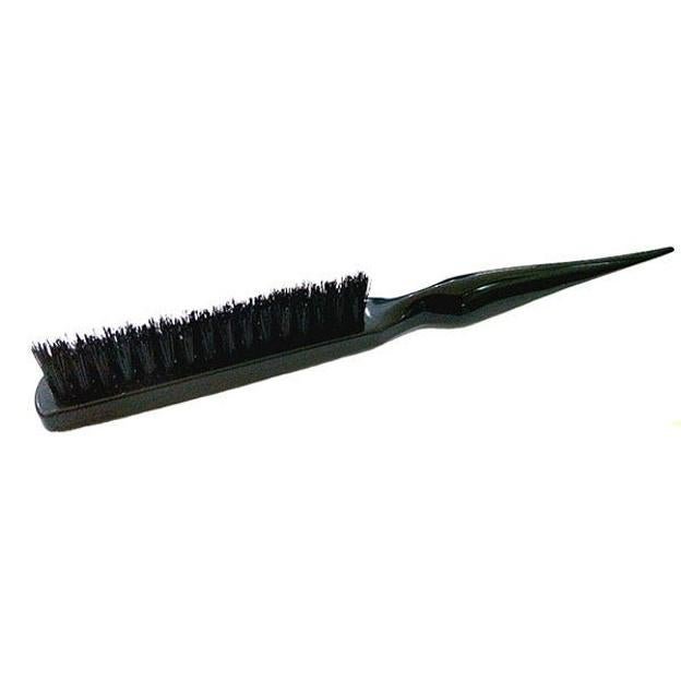 Brosse volumatrice spéciale poils mixtes crêpés Beter (2,99 euros chez Druni).