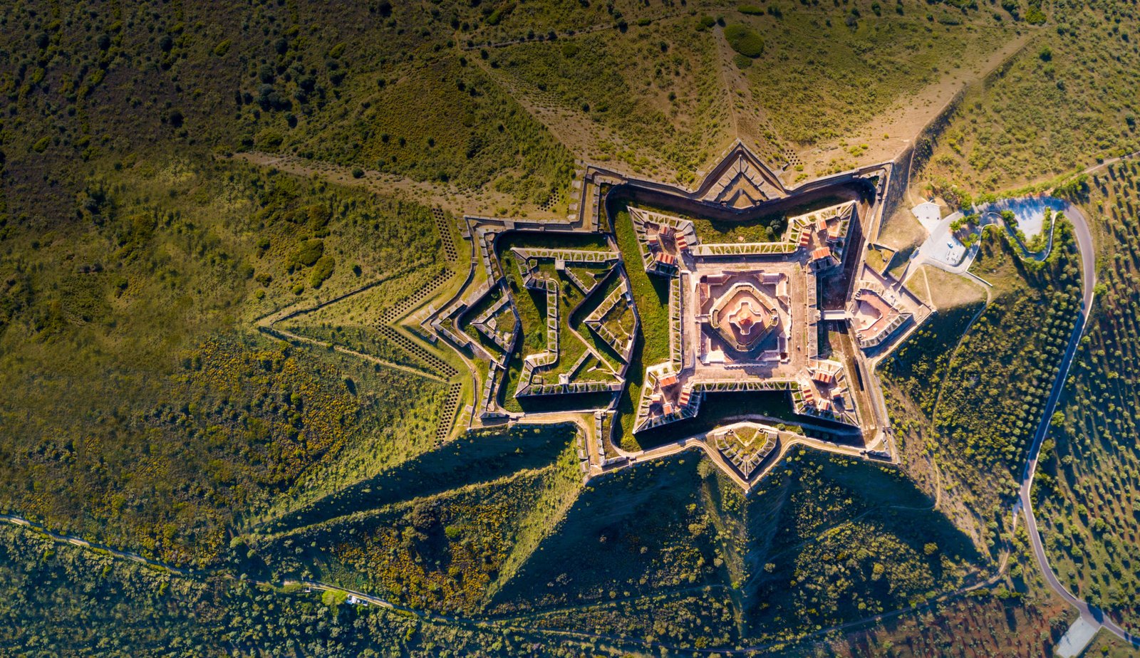 La ville en forme d'étoile entre l'Espagne et le Portugal