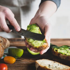 Pourquoi tu ne devrais pas arrêter de manger des graisses à la ménopause